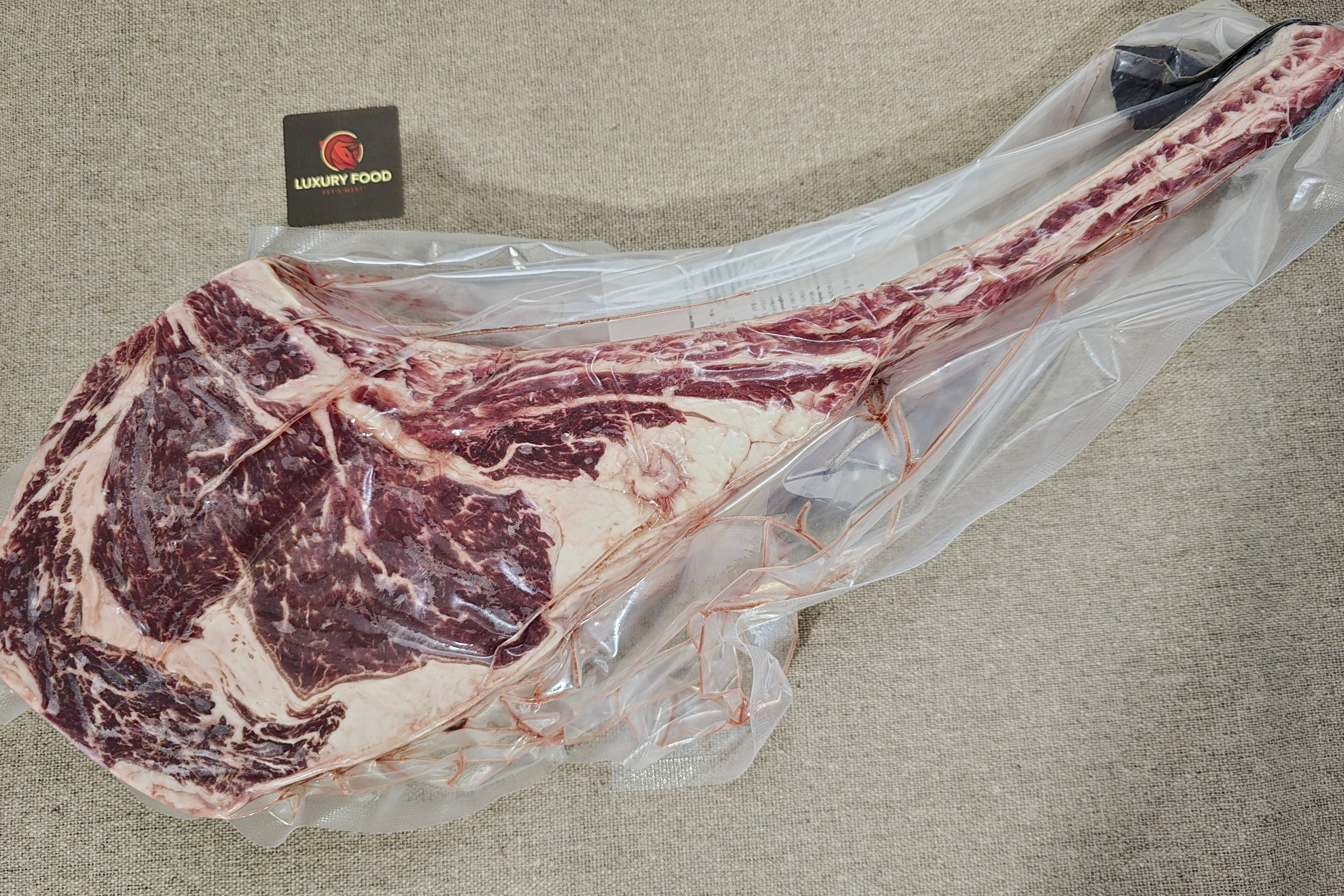 Angus Reserve Black Angus Jautiena | Premium MSA 5+ „Tomahawk“ Antrekoto su kaulu steikas