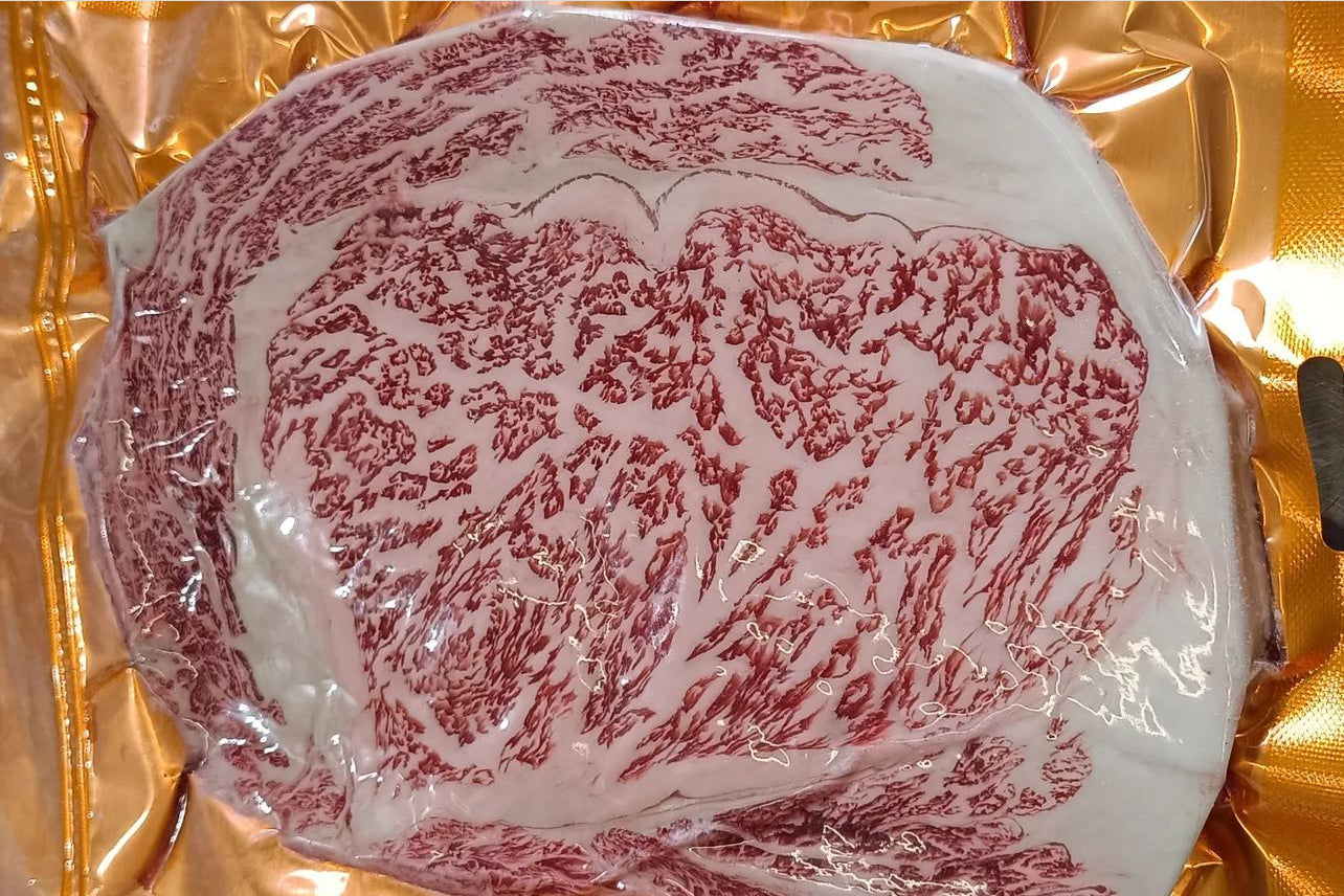 Miyazaki WAGYU Jautiena | A5+ BMS 10-12 „Ribeye“ Antrekoto Steikas