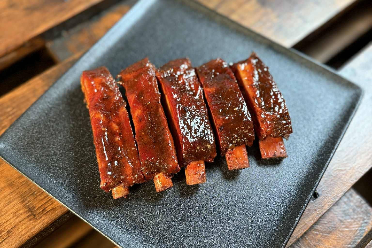 SWIFT Kiauliena „St. Louis Style“ Šonkauliai BBQ varžyboms