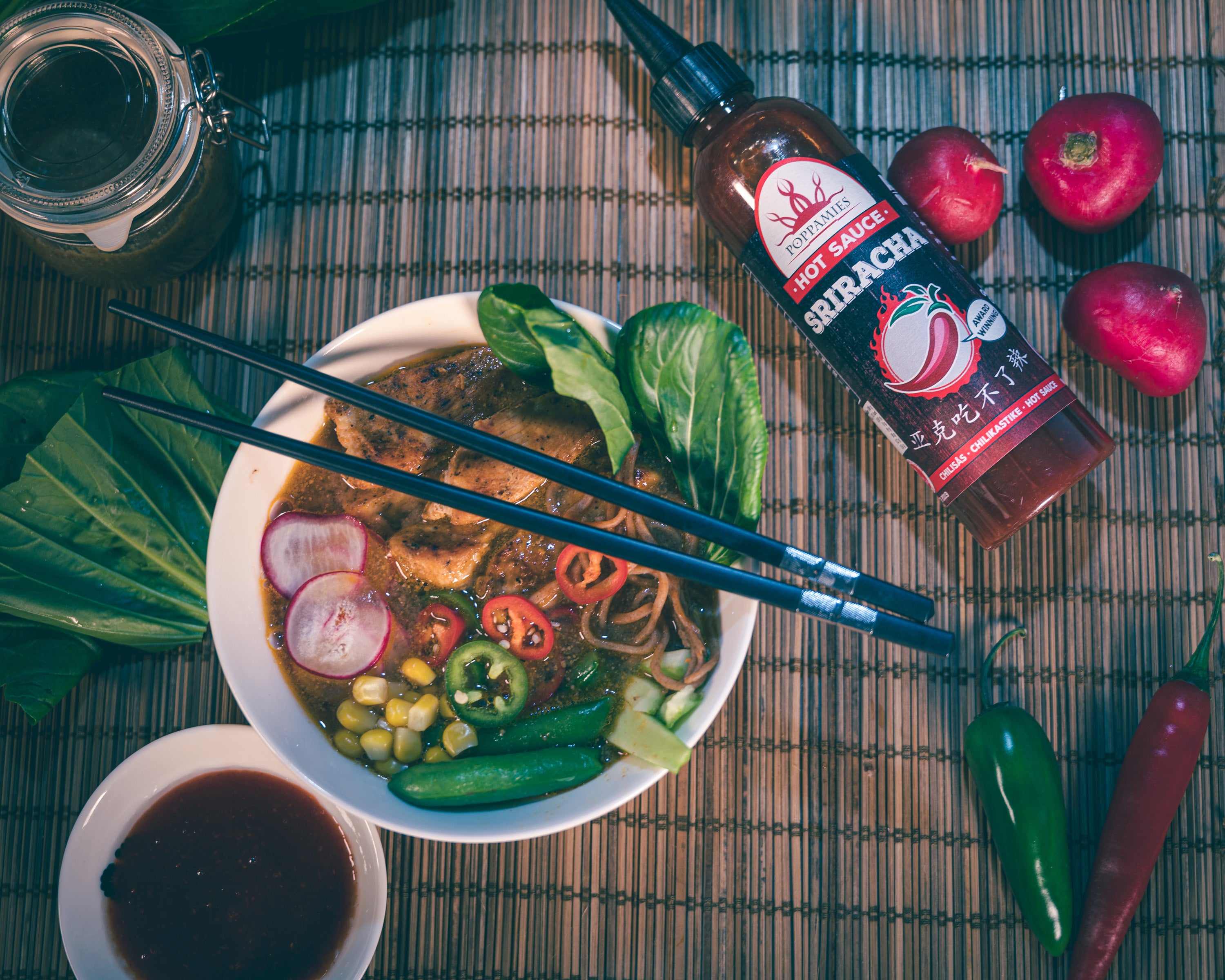 Aštresnis padažas ,,Sriracha Hot” 275ml