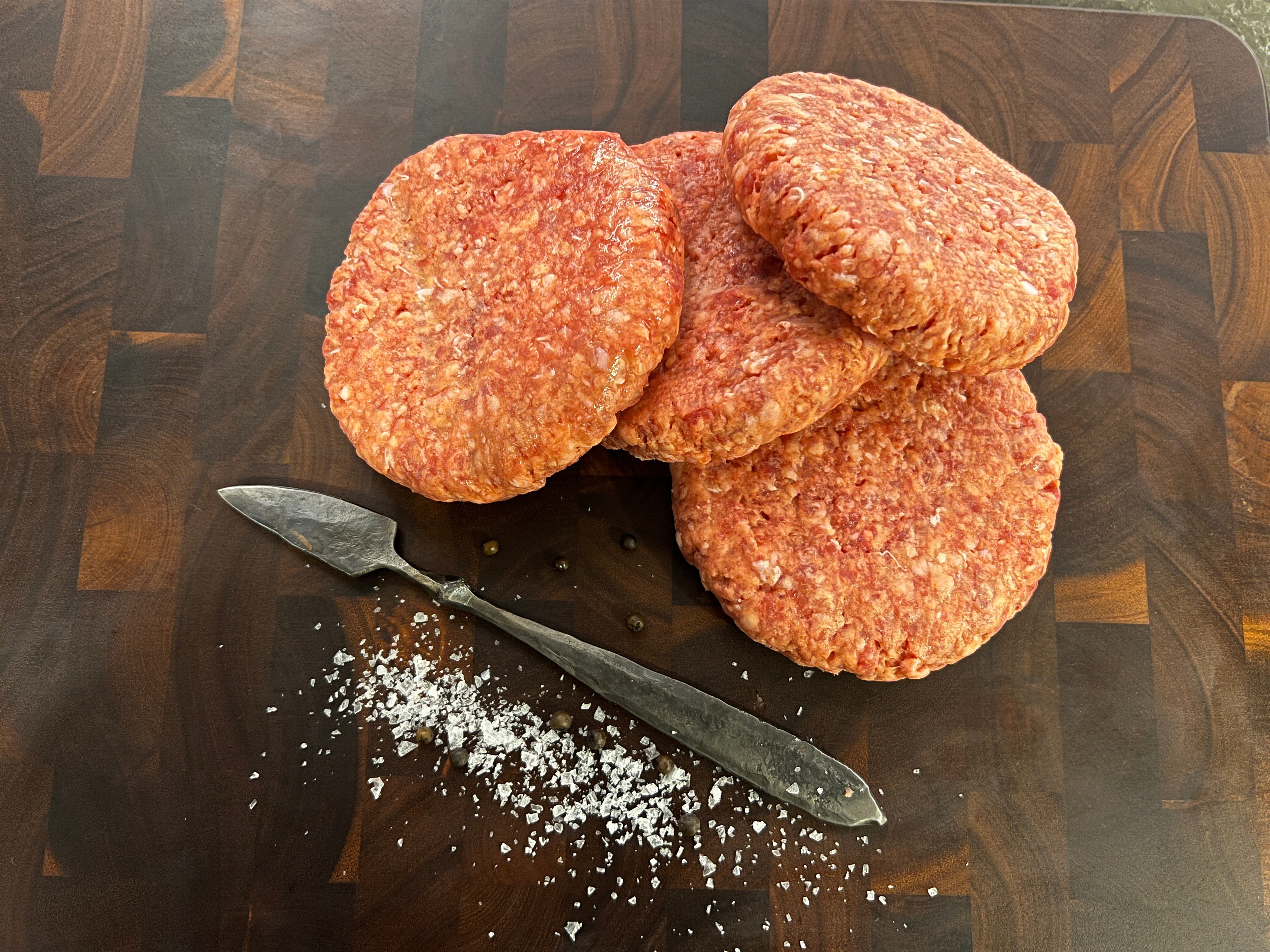 Australijos "Angus Pure" jautienos mėsainiai | Maitinta gūdais HALAL (4 x 180g)