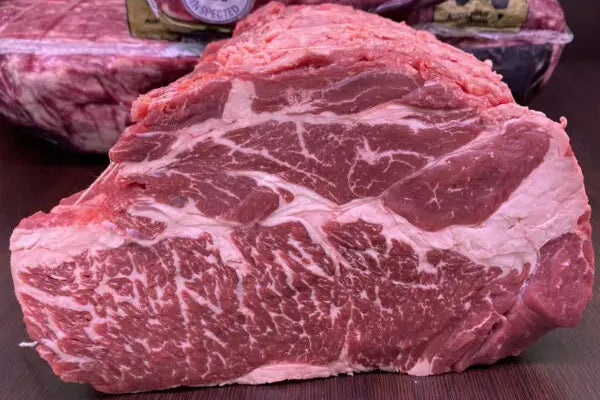Oakey WAGYU Jautiena | Premium 350d maitinta grūdais „Chuck Eye Roll“ Sprandinės steikas